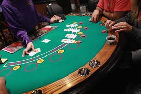 xops66 စလော့ဂိမ်းများ မြန်မာ ကစားသူ Slots ကစားနေသော မြင်ကွင်း